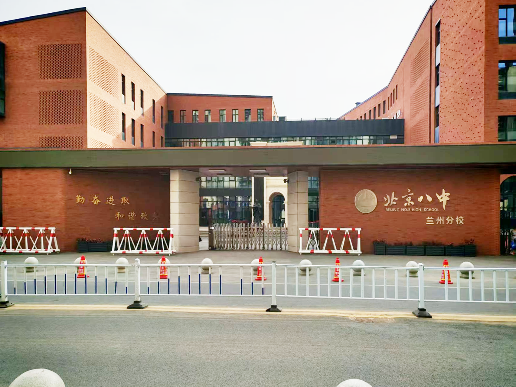 ���������m�ݷ�У